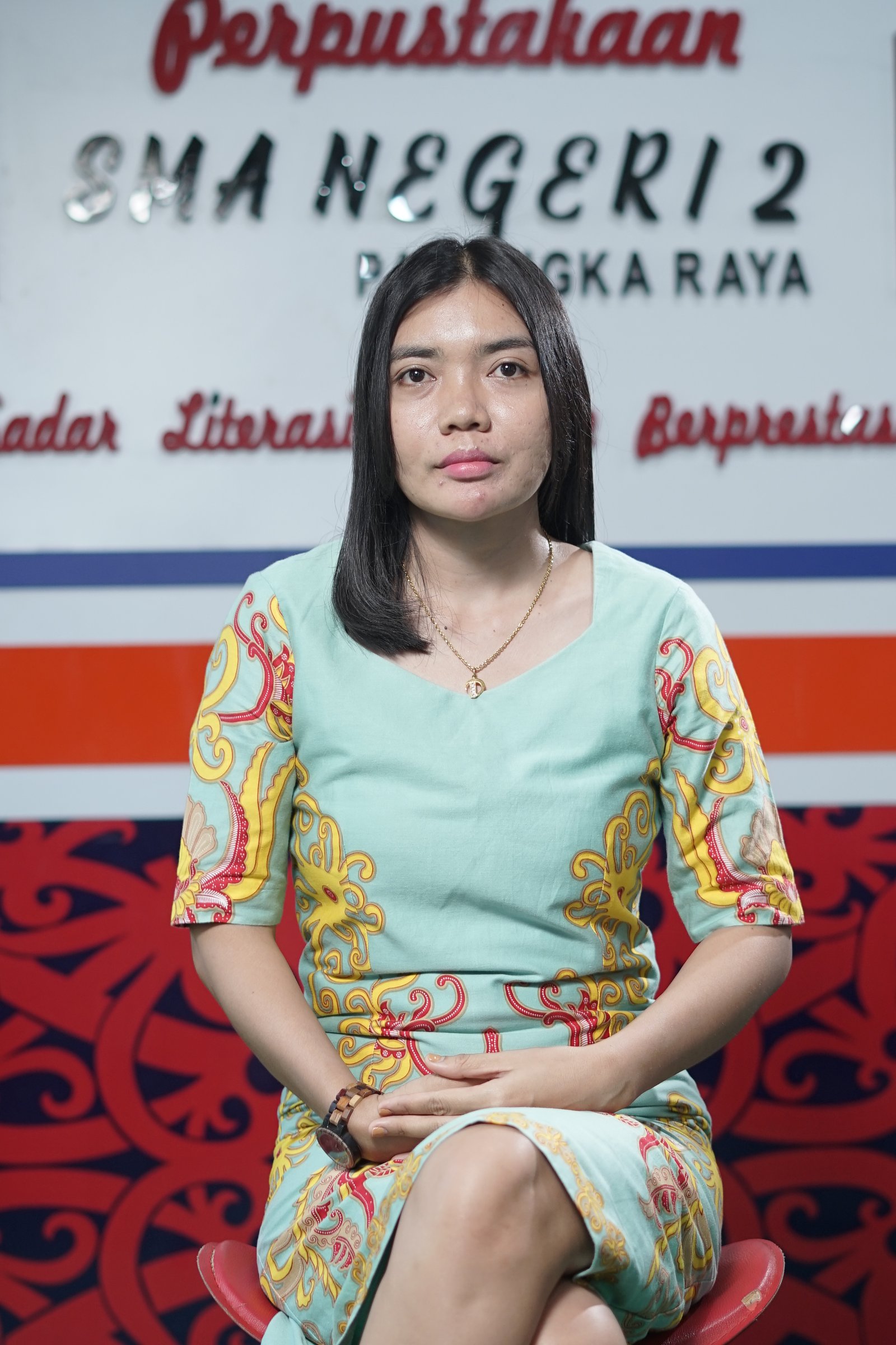 Jane Yova Carolina, S.Pd